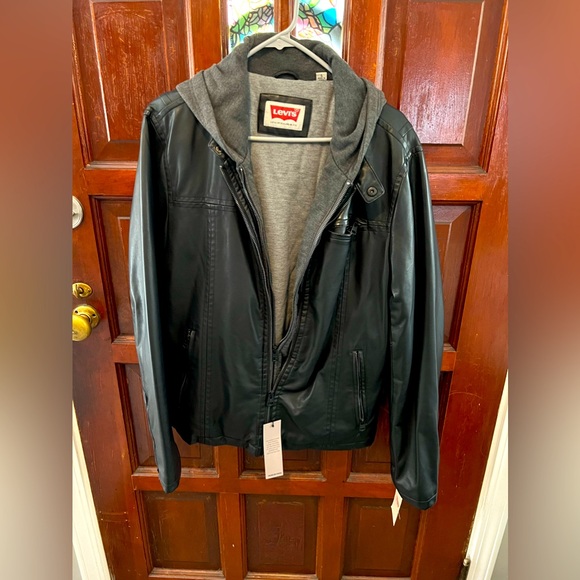 Levi's Other - Men’s Levi faux leather jacket